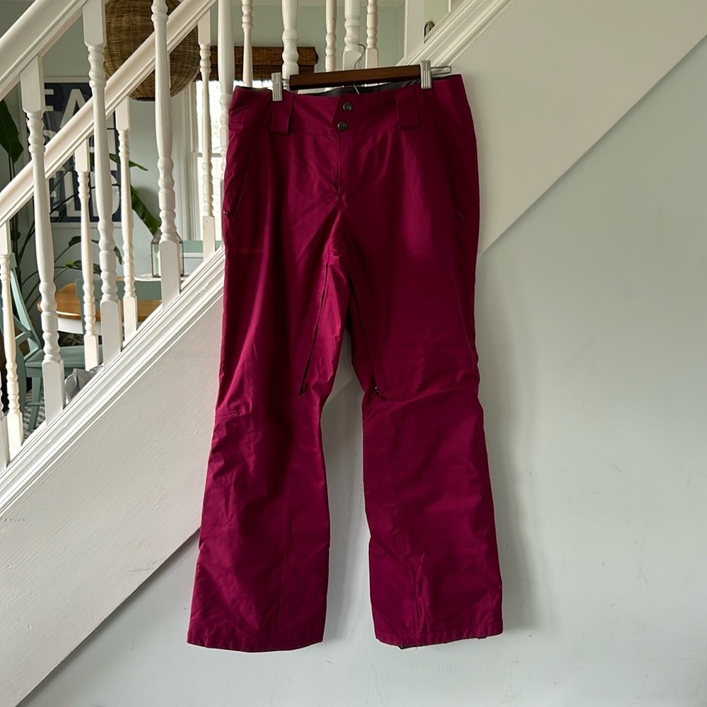 Patagonia Women's Insulated Powder Town Pants medium
